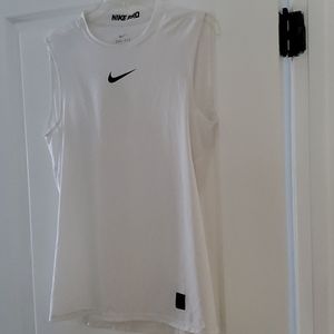 Nike Pro tank